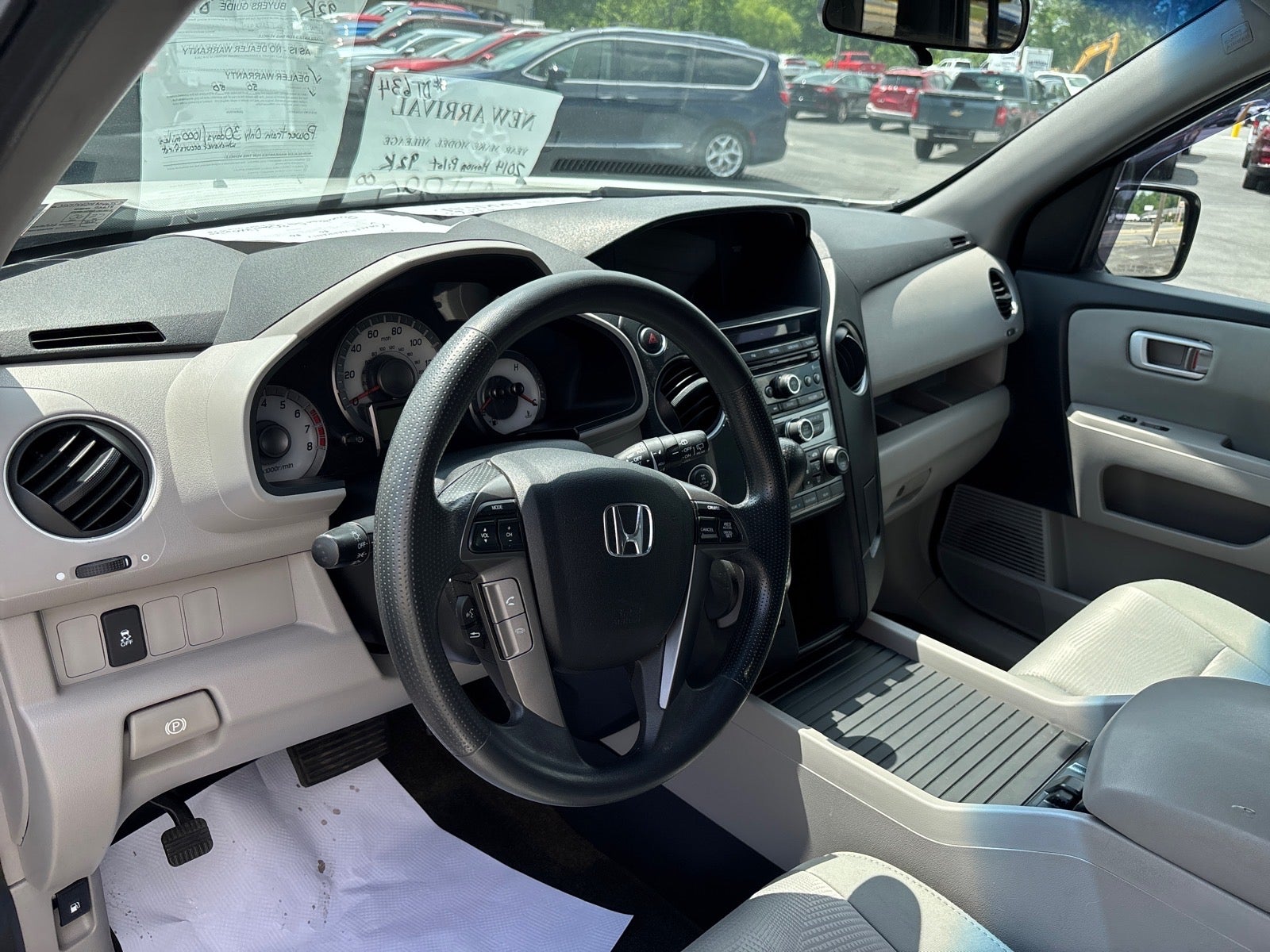2014 Honda Pilot — detail view
